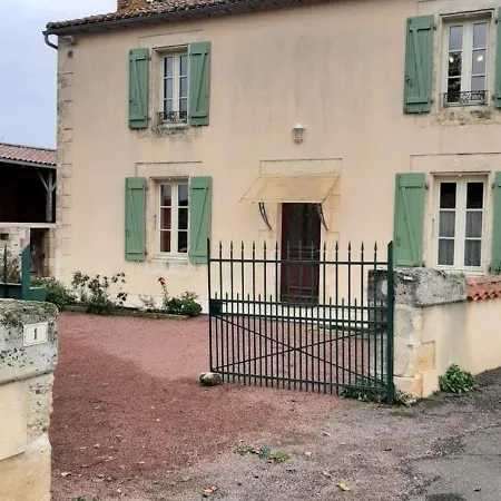Saint-adjutory, 4 Pieces, 6 Personnes - Fr-1-653-8 Holiday home